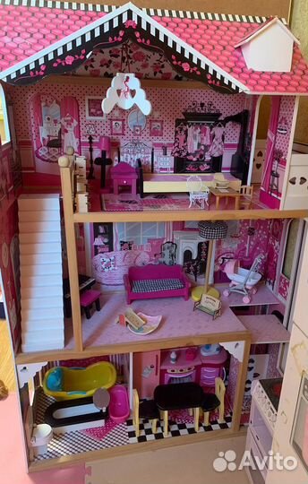 Кукольный домик