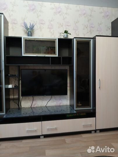 Стенка горка в гостиную бу