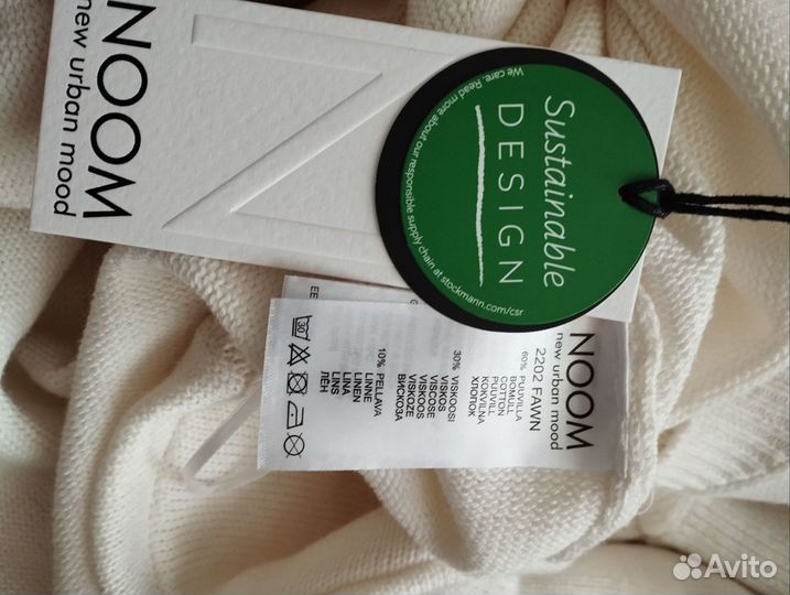 Платье фирмы Noom, белое, новое, стильное