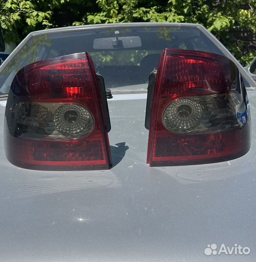 Фонари Приора тонированные (стоп сигналы)
