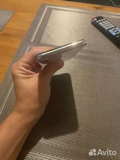 Мобильные телефоны бу iPhone