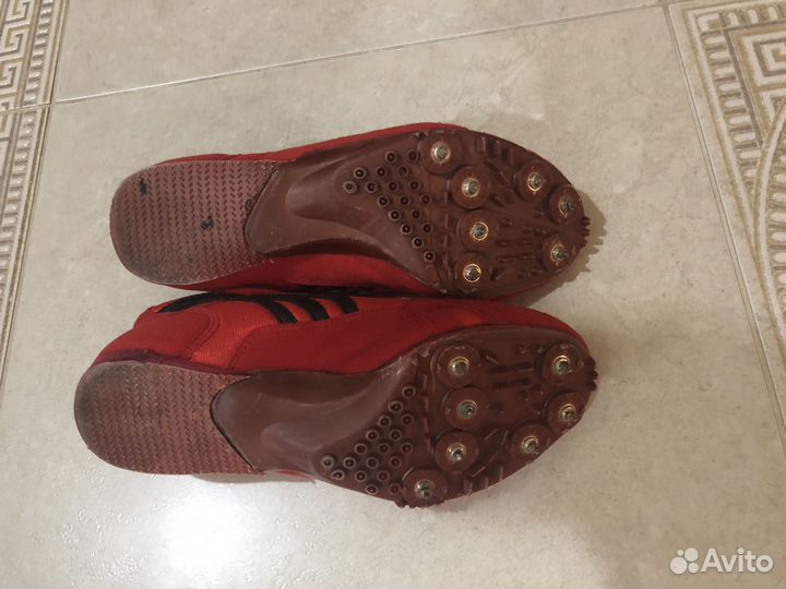 Шиповки легкоатлетические универсальные Vikman