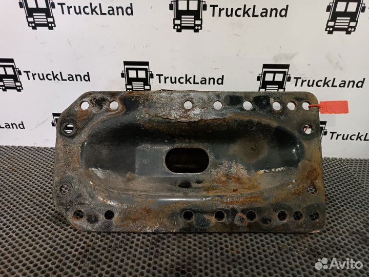 Держатель кронштейна кпп правый Man Tgx