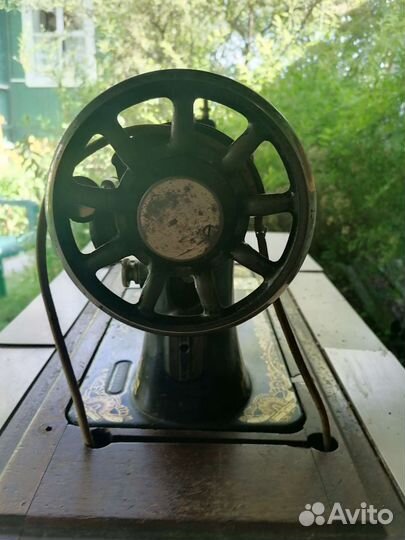 Швейная машинка зингер антикварная