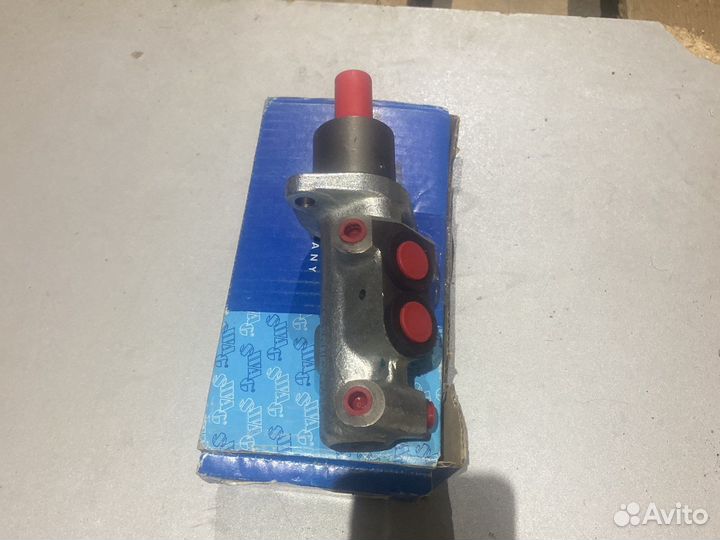 Главный тормозной цилиндр Peugeot 406