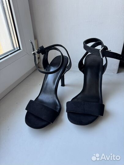 Летние черные боссоножки New Look