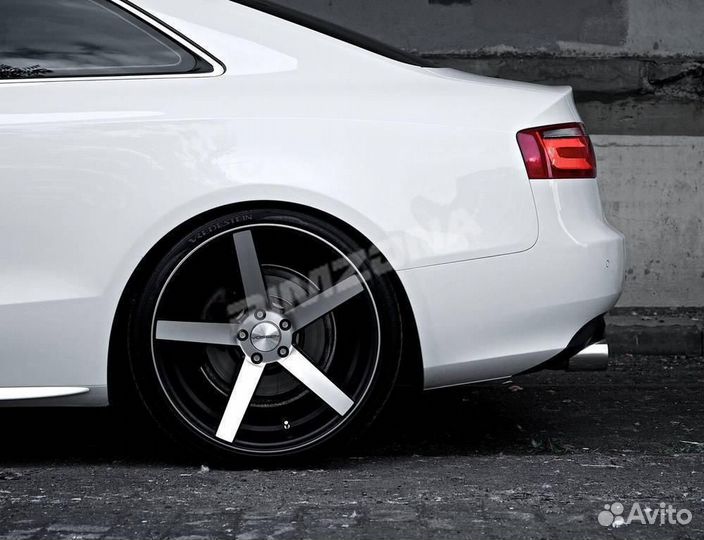 Литой диск в стиле vossen R17 4x100. Работаем с НД