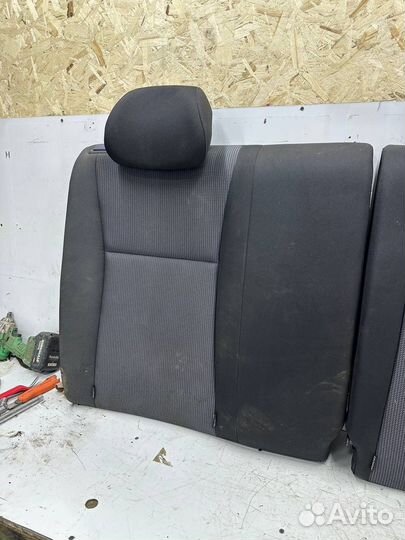 Задний ряд сидения Hyundai Solaris 2