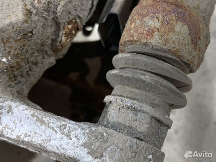 Суппорт тормозной задний правый KIA K5 DL3