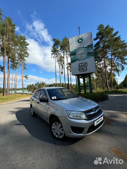 LADA Granta 1.6 МТ, 2015, 140 000 км