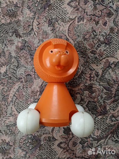 Игрушка каталка Лев СССР