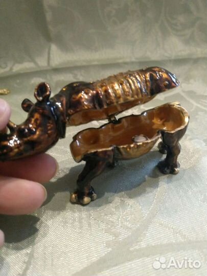 Шкатулка носорог, металл, эмаль