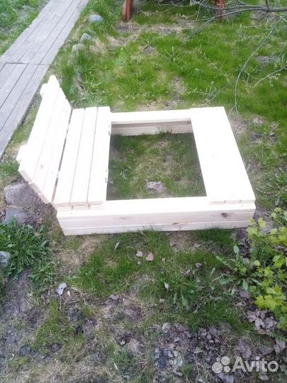 Песочница с крышкой и столиком 1м*90см