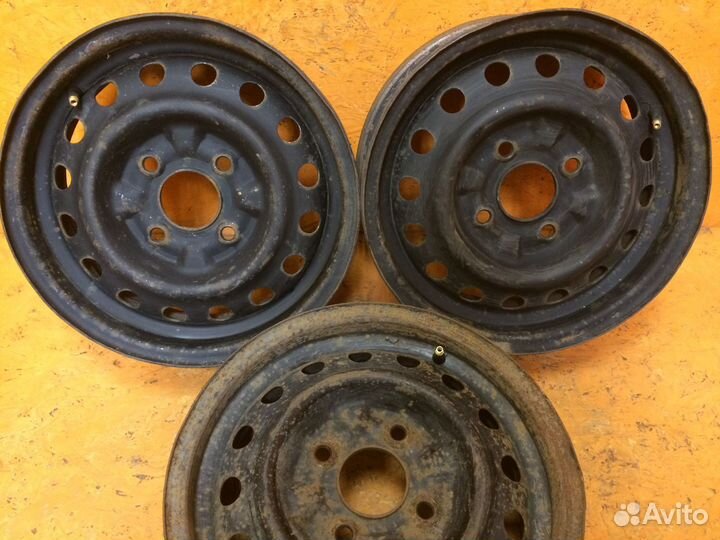 3 шт. Диски 14 4х114,3 DIA 67,1