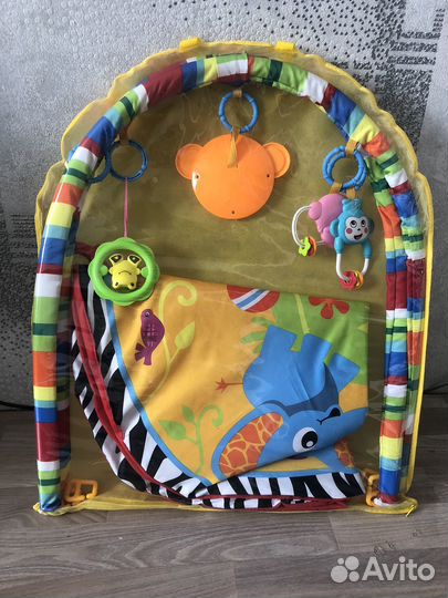 Развивающий коврик для малышей
