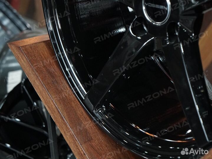 Литые диски Vossen R17 для Rio, Solaris, Vesta