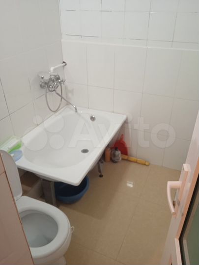 2-к. квартира, 60 м², 1/3 эт.