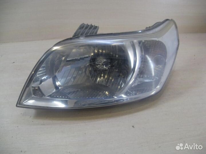 Фара левая Chevrolet aveo T255 2009