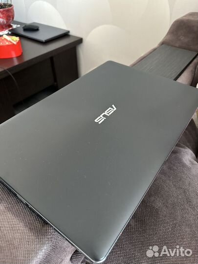 Ноутбук Asus