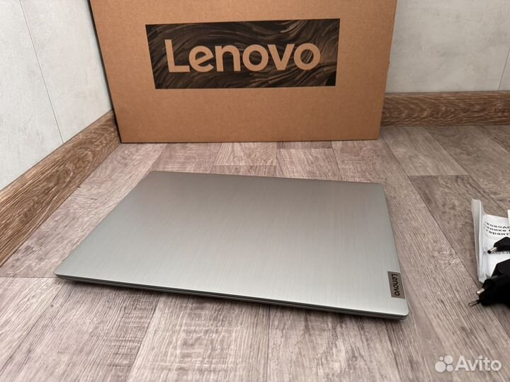 Lenovo Новый (Ryzen 3/Video 2Gb/DDR4 12Gb/NVMe)