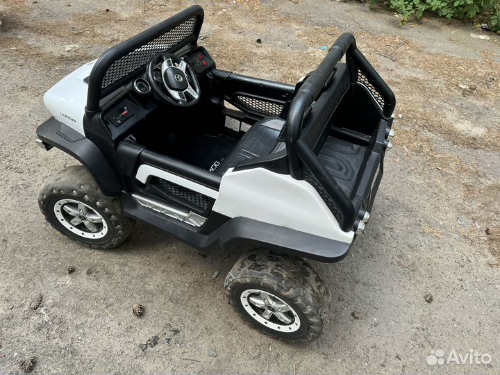 Детский электромобиль джип