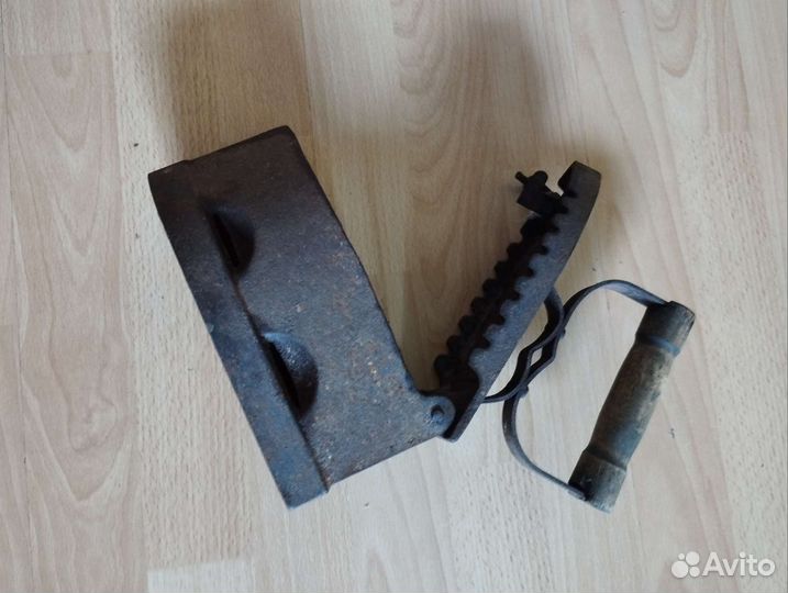 Старый утюг