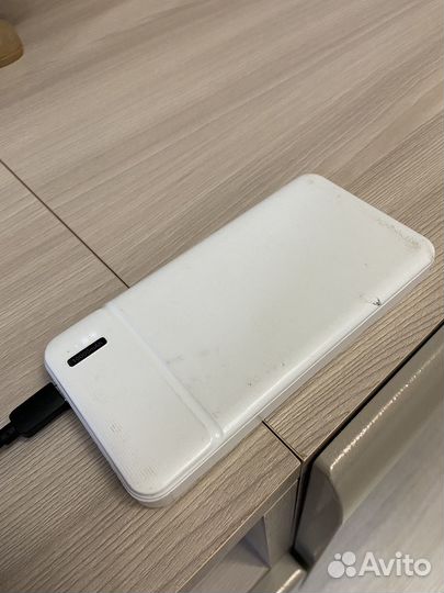 Пауэрбанк 10 000