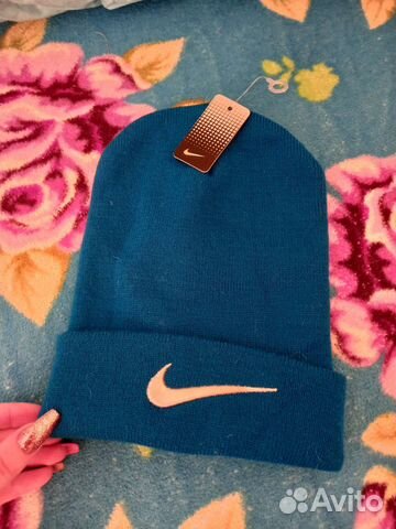 Женская шапка