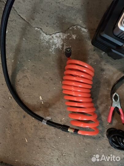 Компрессор автомобильный