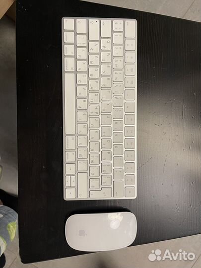 Клавиатура и мышь Apple