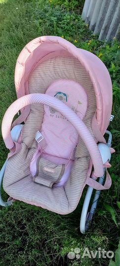 Шезлонг детский