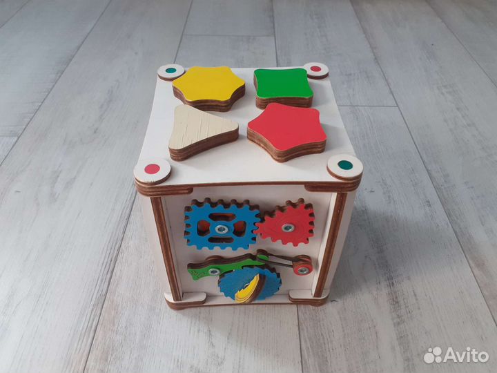 Развивающие игрушки