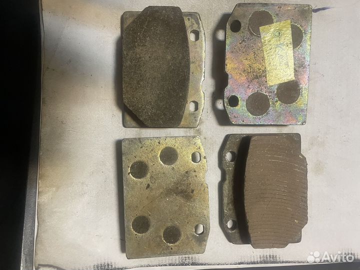 Колодки тормозные передние ваз-2101-07 (к-т 4 шт)