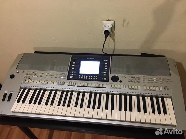 Синтезатор Yamaha PSR-S710