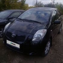 Toyota Yaris 1.3 AMT, 2006, 240 000 км, с пробегом, цена 570 000 руб.