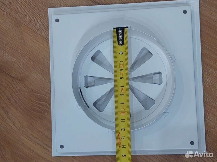 Решетка вентиляции