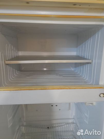 Холодильник бу атлант