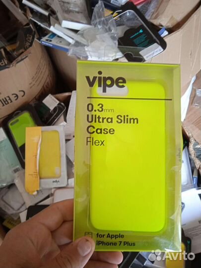 Чехлы на телефон