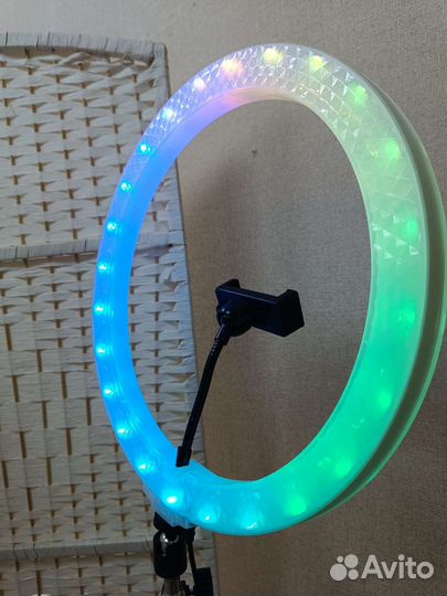Кольцевая лампа со штативом