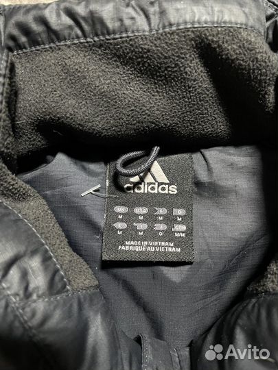 Пуховой жилет Adidas