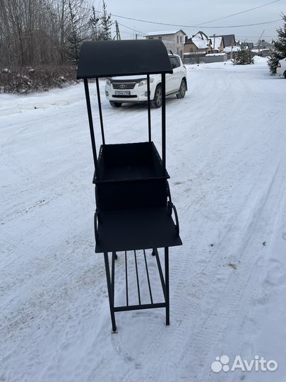 Мангал с крышей