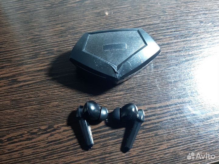 Беспроводные наушники