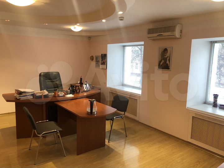 3-к. квартира, 90 м², 2/5 эт.