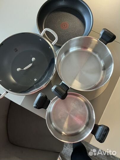 Набор посуды кастрюли сковородки