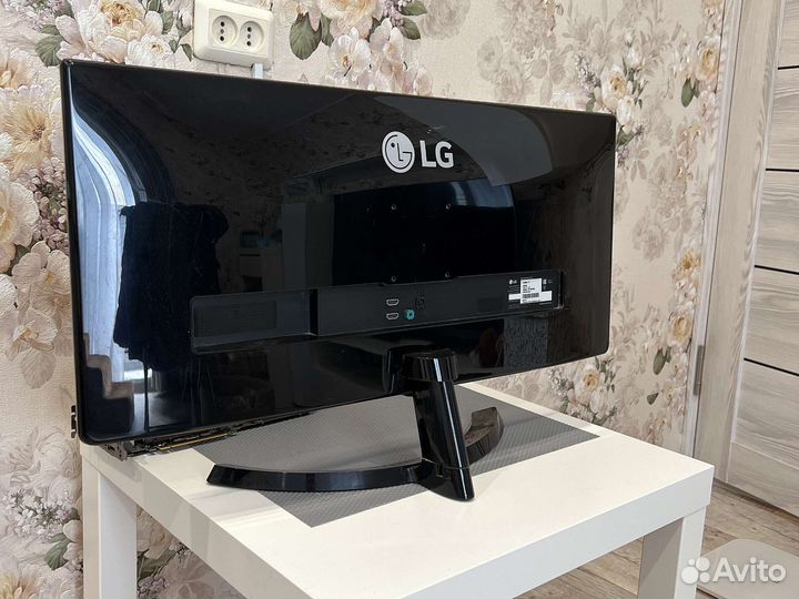 LG 29um59-p