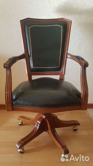 Испанское кожанное кресло Arte Mobilia (кресло рук