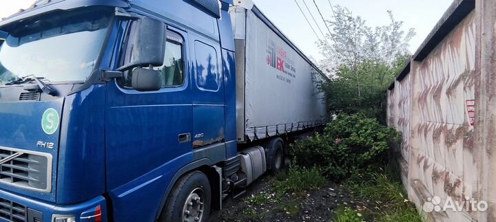 Volvo FH12 с полуприцепом, 2004