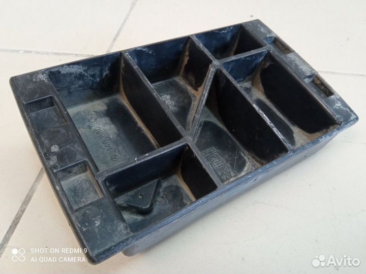 Кронштейн заднего бампера Mercedes Benz w140