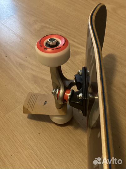 Скейтборд Quiksilver Mission 8 новый с биркой