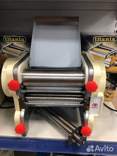 Тестораскатка и лапшерезка wok